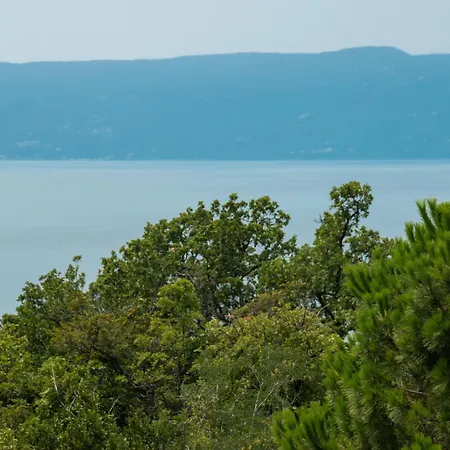 Oliva 2 By Interhome Apartamento Kostrena