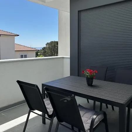 Oliva-2 By Interhome * Kostrena