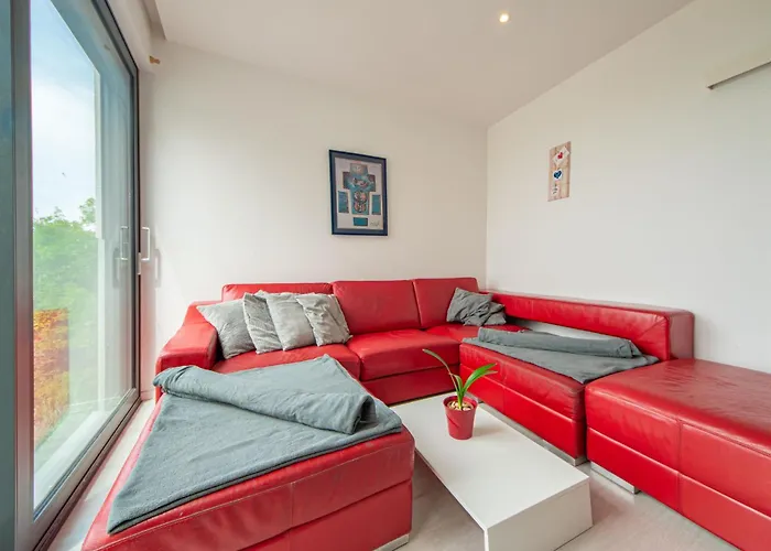 Oliva 2 By Interhome * Kostrena